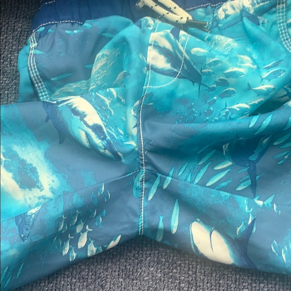 3 for $15 GapKids shark swim trunks - Picture 6 of 8
